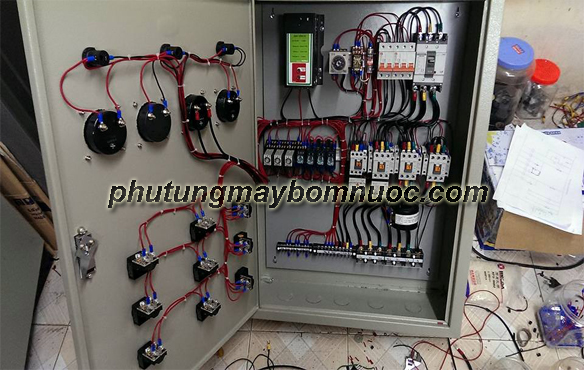 Tủ điện điều khiển hệ thống máy bơm nước