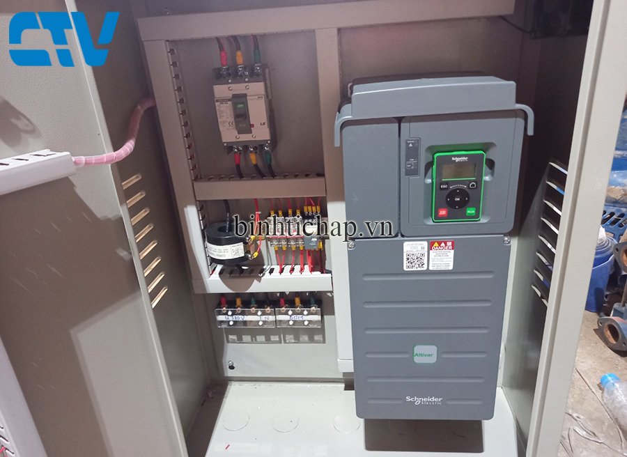 Đơn vị cung cấp tủ điện điều khiển máy bơm bằng biến tần