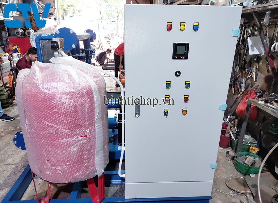 Lắp đặt tủ điện biến tần điều khiển cụm máy bơm tăng áp công nghiệp